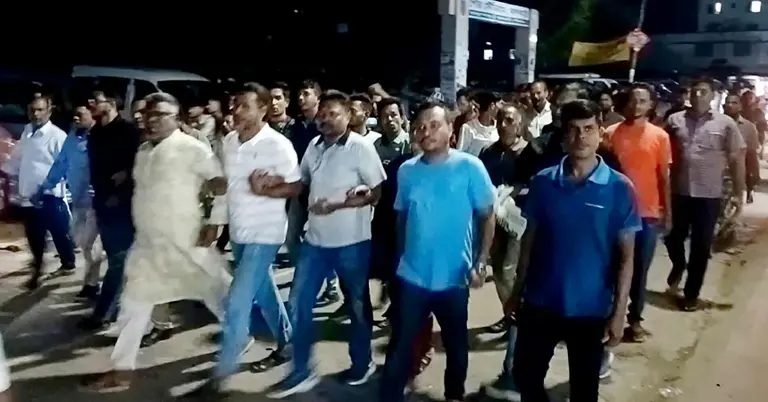 ঝালকাঠিতে বিক্ষোভ